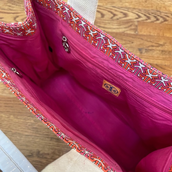 Tory Burch Pink Pattern Beach Tote Bag - Picture 4 of 6